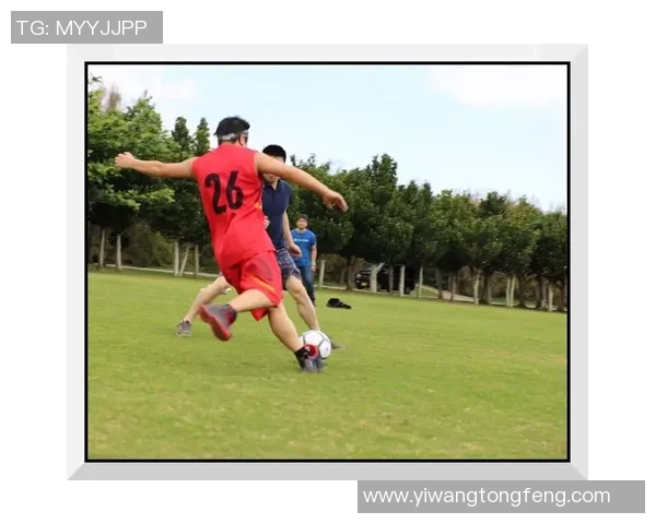 足球明星瓦萨琪的传奇人生与赛场风采全景揭秘 足球明星瓦萨琪的传奇人生与赛场风采全景揭秘