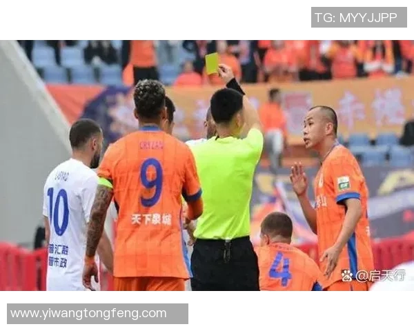 没有纹身的足球明星们展现纯粹魅力与独特风格的精彩瞬间