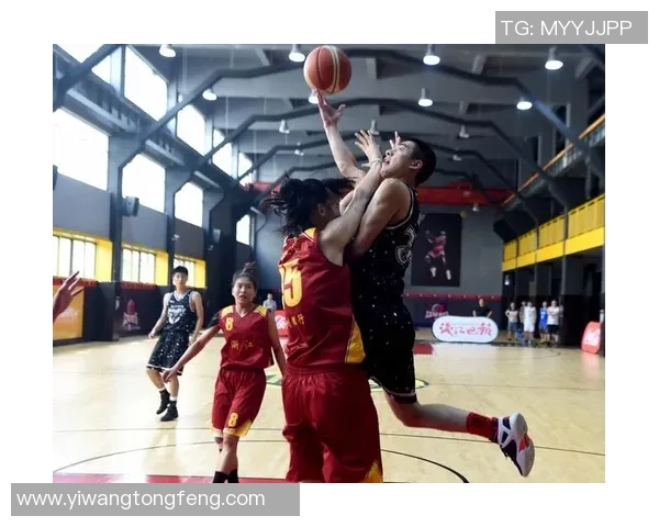 赛后分析:杭州篮球队与武汉篮球队的战术对决与技术细节探讨 赛后分析:杭州篮球队与武汉篮球队的战术对决与技术细节探讨